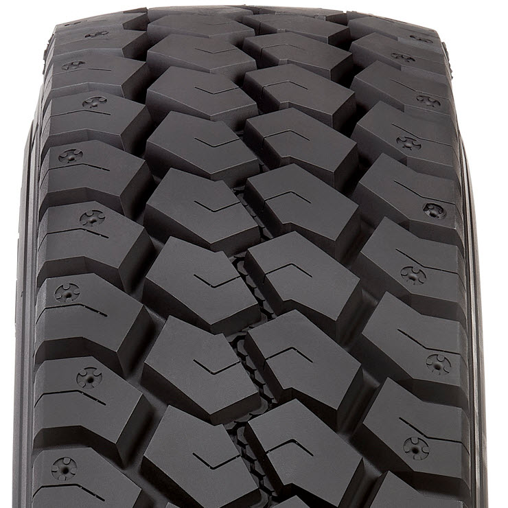 M608 Tight Tread - 740x740